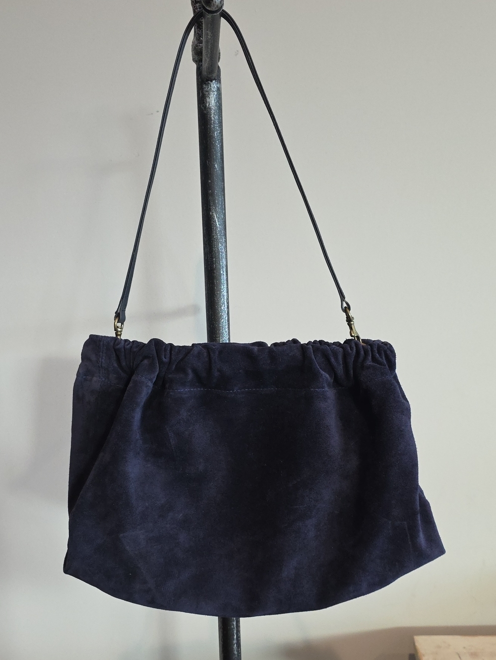 Parker Thach Mochi In Navy Suede